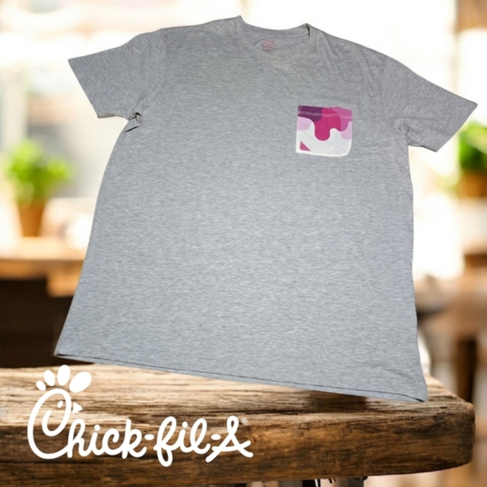 Chick-fil-A Authentic‎ Originals Limited Edition Polynesian Pocket Tee Grey M